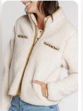 Nwot. Thread and supply faux fur jacket